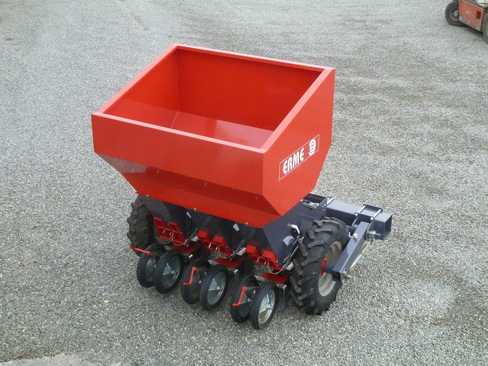 Big volume hopper