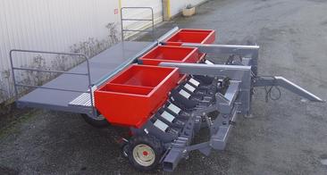 Towed machine